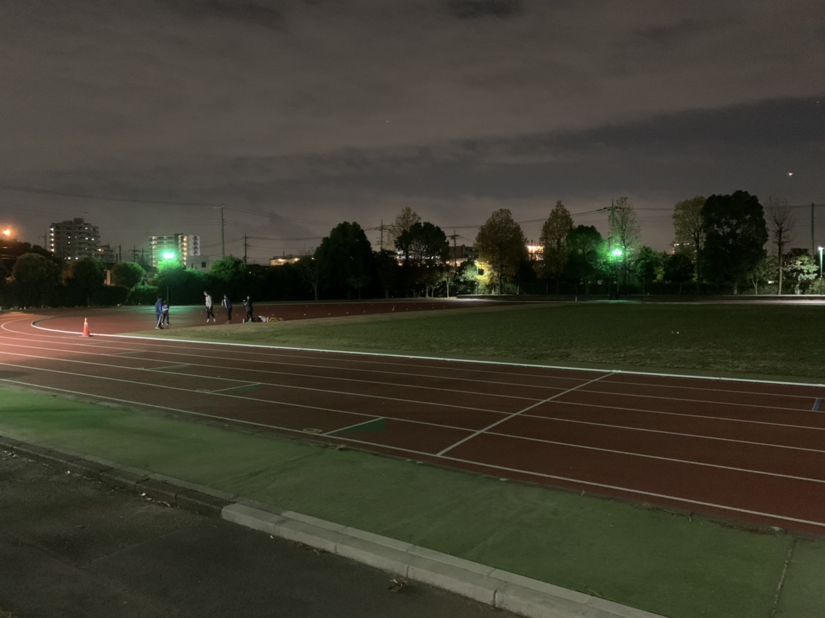 戸田市スポーツセンターの12月はイルミネーション！駐車場が混み合う戸田のスポーツの地